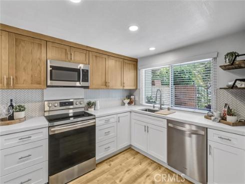 4 Dogwood , Irvine, CA