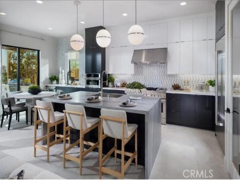 420 Milpas , Irvine, CA