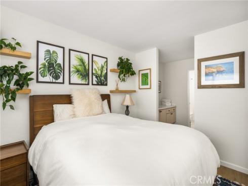 16 Oval , Irvine, CA