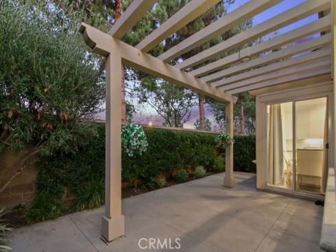 120 Gemstone , Irvine, CA