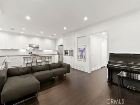 120 Gemstone , Irvine, CA