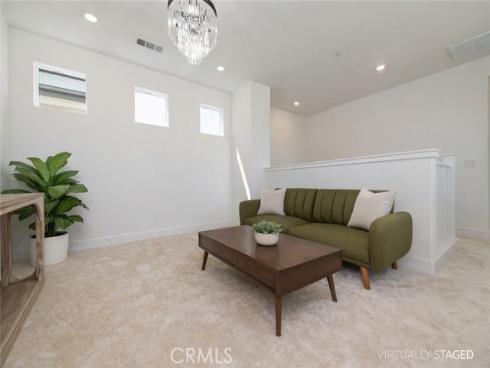 127 Merit , Irvine, CA