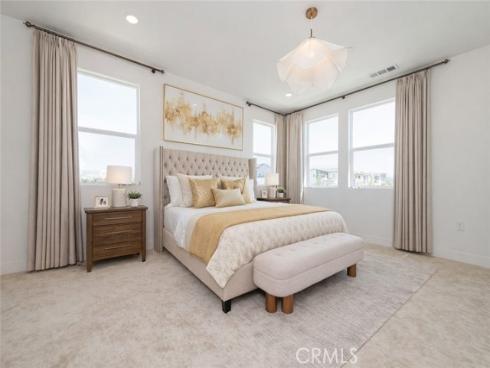 127 Merit , Irvine, CA