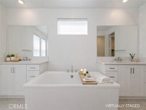 127 Merit , Irvine, CA