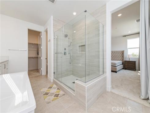 127 Merit , Irvine, CA