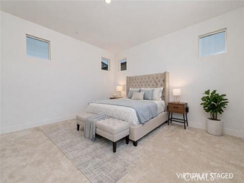 127 Merit , Irvine, CA