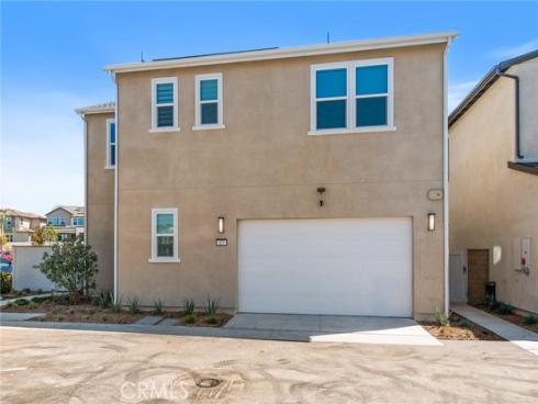 127 Merit , Irvine, CA