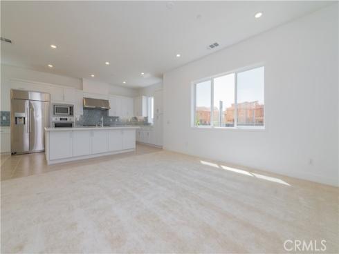 414 Treble , Irvine, CA