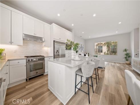 206 Milky , Irvine, CA