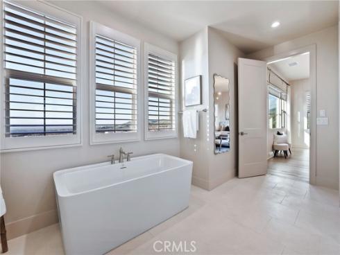 139 Oakstone , Irvine, CA