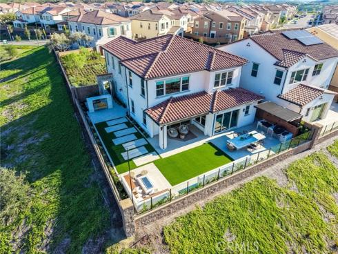 139 Oakstone , Irvine, CA