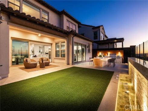 139 Oakstone , Irvine, CA