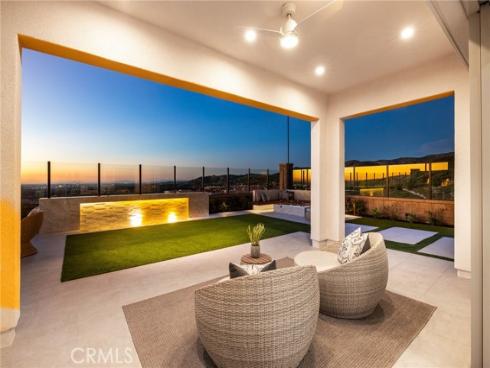 139 Oakstone , Irvine, CA