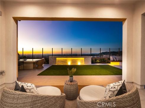 139 Oakstone , Irvine, CA