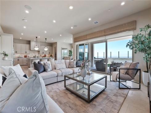 139 Oakstone , Irvine, CA