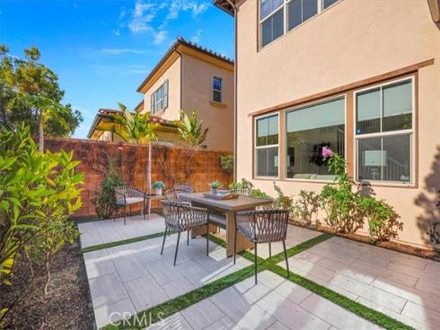 106 Cordial , Irvine, CA