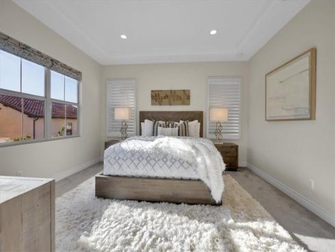 106 Cordial , Irvine, CA