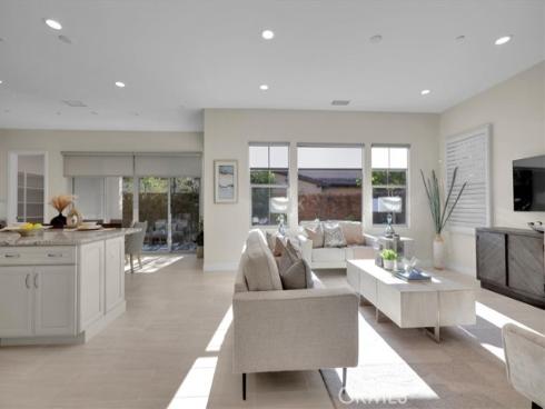 106 Cordial , Irvine, CA