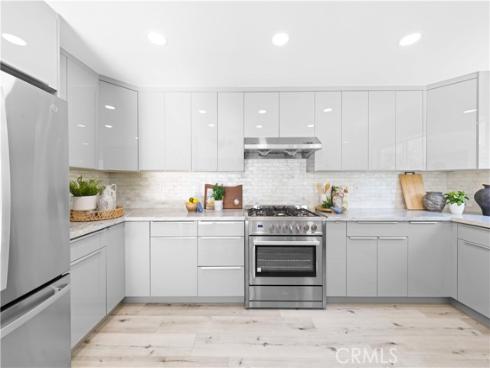 39 Cape Cod , Irvine, CA