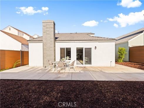 39 Cape Cod , Irvine, CA