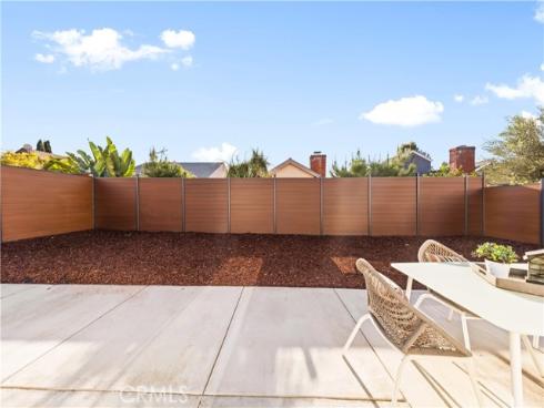 39 Cape Cod , Irvine, CA