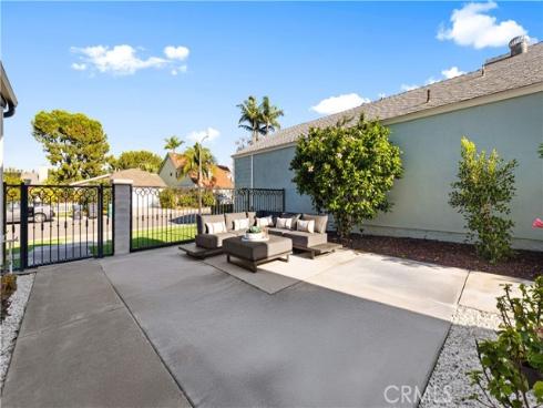 39 Cape Cod , Irvine, CA