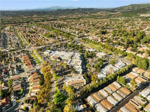 39 Cape Cod , Irvine, CA