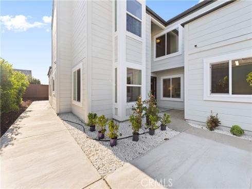 39 Cape Cod , Irvine, CA