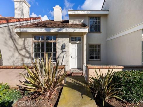 112 Oxford 42 , Irvine, CA