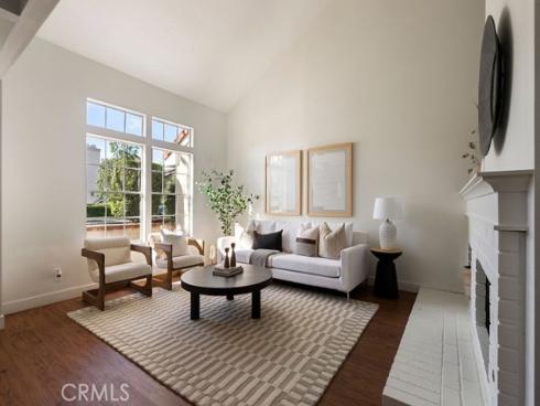 112 Oxford 42 , Irvine, CA