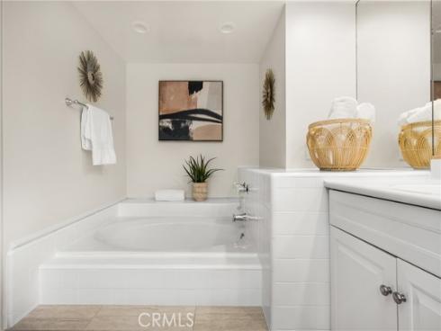 4 Abeto , Irvine, CA