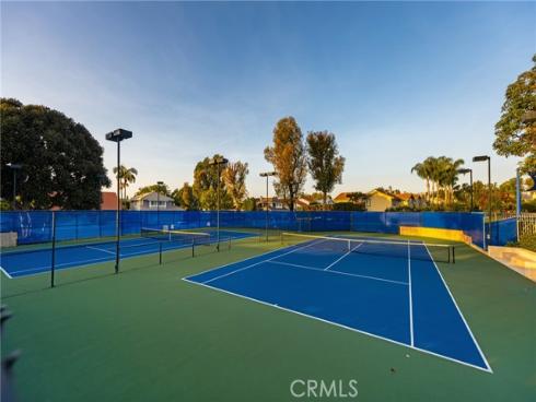 4 Abeto , Irvine, CA