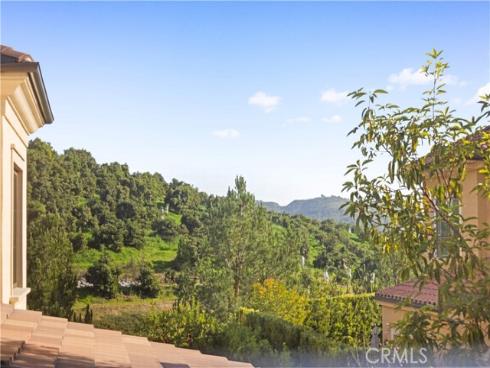 111 Winnett , Irvine, CA