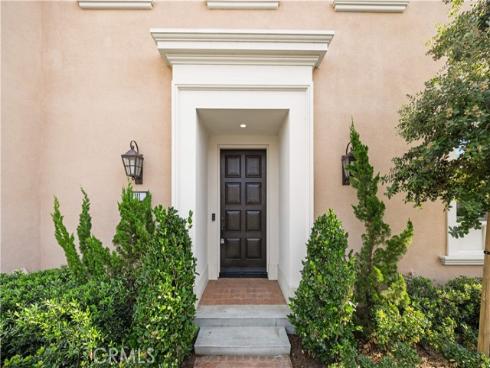 111 Winnett , Irvine, CA