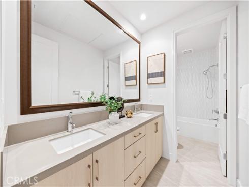 111 Winnett , Irvine, CA