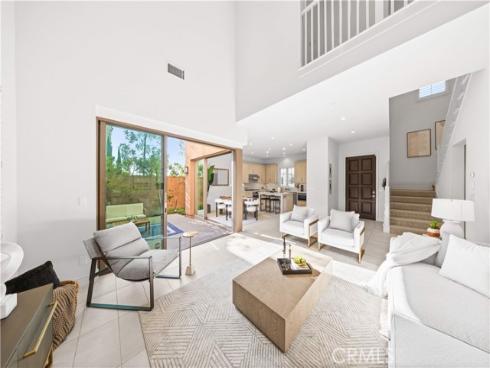 111 Winnett , Irvine, CA