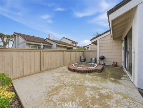 38 Wetstone , Irvine, CA