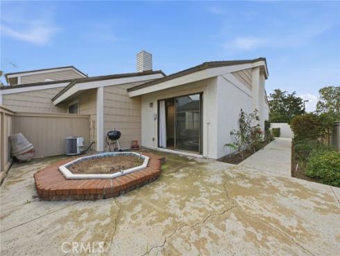 38 Wetstone , Irvine, CA