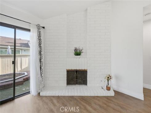 38 Wetstone , Irvine, CA