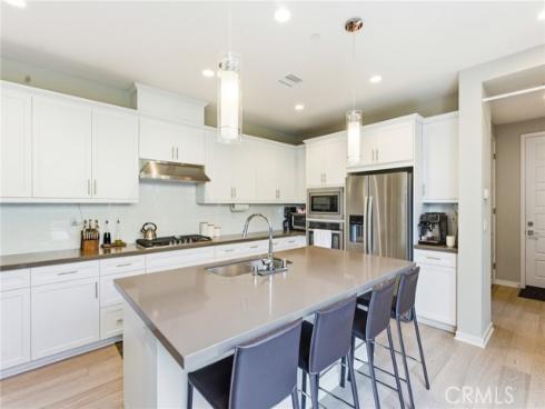 330 Magnet , Irvine, CA