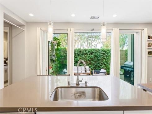 330 Magnet , Irvine, CA