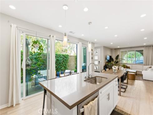 330 Magnet , Irvine, CA