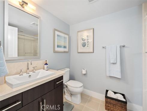 87 Lennox , Irvine, CA