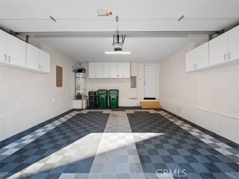 87 Lennox , Irvine, CA