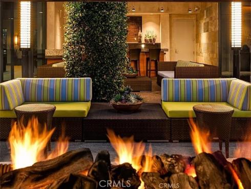 87 Lennox , Irvine, CA