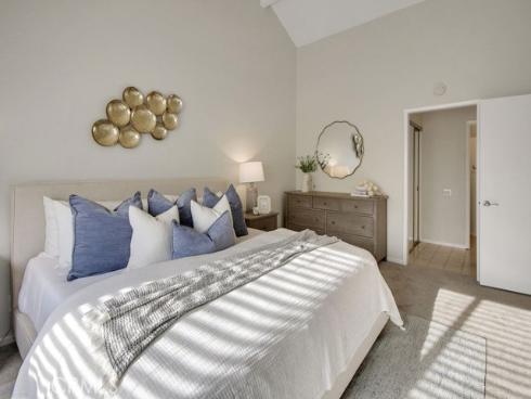 15 Woodrush , Irvine, CA