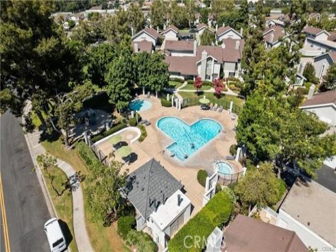 15 Woodrush , Irvine, CA