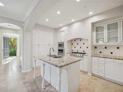 22 Ridge Valley , Irvine, CA