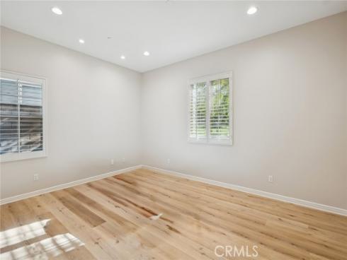 22 Ridge Valley , Irvine, CA