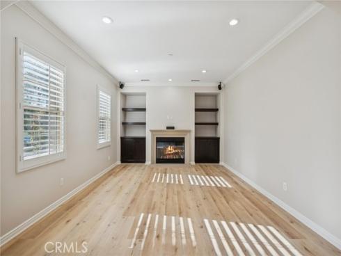 22 Ridge Valley , Irvine, CA